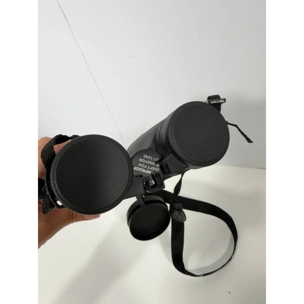Bushnell 21-1242 Waterproof‎ Binoculars 225FT FOV @ 1000YDS Black with Strap